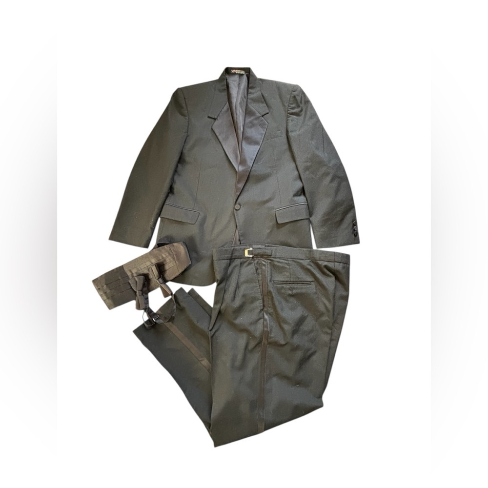 VTG Black Tuxedo Sz 42L Jacket Pants 36-38”” Cummerbund & 2 Bow Ties Wedding